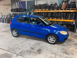 Blau Gebraucht 2009 Skoda Fabia Kleinwagen | 3.350 € (Teuer)