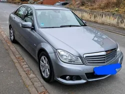 Grau Gebraucht 2011 Mercedes C200 Limousine | 7.150 € (Fairer Preis)