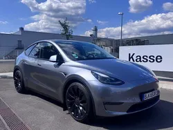 Silber Gebraucht 2023 Tesla Model Y Performance SUV | 46.000 € (Fairer Preis)