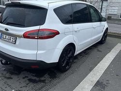 Weiß Gebraucht 2014 Ford S-MAX S Van / Kleinbus | 6.950 € (Fairer Preis)