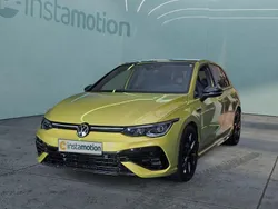 Gelb Gebraucht 2024 VW Golf VIII R Kleinwagen | 46.749 €