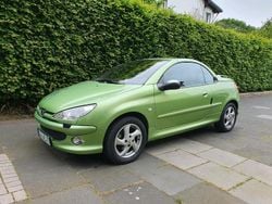 Grün Gebraucht 2005 Peugeot 206 CC Cabrio | 1.500 € (Fairer Preis)