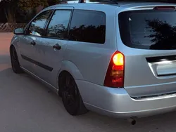 Gebraucht 2000 Ford Focus Kombi | 600 €