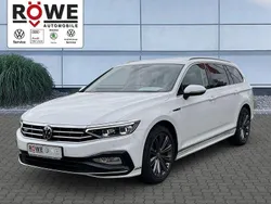 Pure white (weiß) Gebraucht 2020 VW Passat Elegance Kombi | 28.950 € (Fairer Preis)
