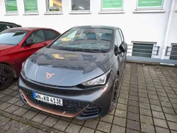 Grau Gebraucht 2022 Cupra Born Kleinwagen | 24.500 € (Etwas zu teuer)
