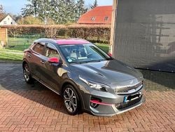 Grau Gebraucht 2020 Kia XCeed Spirit SUV | 17.900 € (Guter Preis)