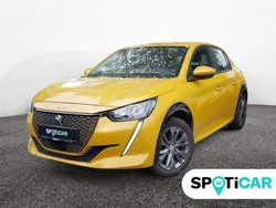 Gelb Gebraucht 2021 Peugeot e-208 Active Kleinwagen | 15.990 € (Fairer Preis)