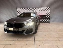 Grau Gebraucht 2023 BMW 520 M Sport Kombi | 44.099 € (Teuer)