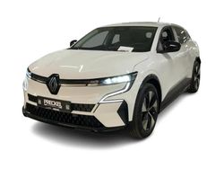 Weiß Gebraucht 2022 Renault Mégane Equilibre Limousine | 22.870 €