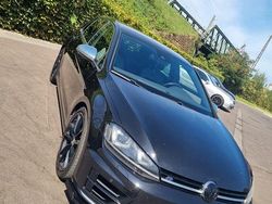 Schwarz Gebraucht 2015 VW Golf VII R Limousine | 19.900 € (Etwas zu teuer)