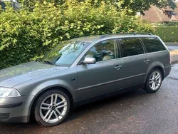 Grau Gebraucht 2001 VW Passat Trendline Kombi | 3.000 € (Teuer)