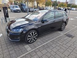 Schwarz Gebraucht 2014 VW Golf VII Cup Kombi | 7.500 € (Guter Preis)