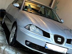 Grau Gebraucht 2006 Seat Ibiza Kleinwagen | 700 € (Superpreis)