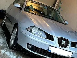 Grau Gebraucht 2006 Seat Ibiza Kleinwagen | 950 € (Guter Preis)