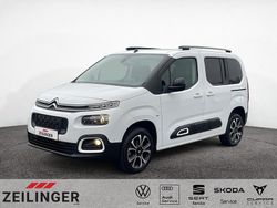 Weiß Gebraucht 2023 Citroën Berlingo Shine Van / Kleinbus | 18.943 € (Superpreis)