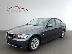 Grau Gebraucht 2006 BMW 318 Comfort Edition Limousine | 2.499 € (Guter Preis)