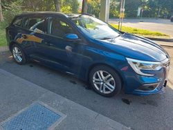 Blau Gebraucht 2020 Renault Mégane IV LIMITED Limousine | 14.199 € (Fairer Preis)