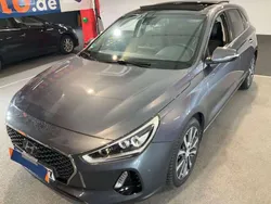 Grau Gebraucht 2017 Hyundai i30 Limousine | 14.000 € (Superpreis)