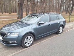 Grau Gebraucht 2018 Skoda Octavia Style Kombi | 12.990 € (Fairer Preis)