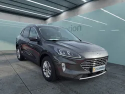 Grau Gebraucht 2023 Ford Kuga Titanium SUV | 28.630 € (Guter Preis)
