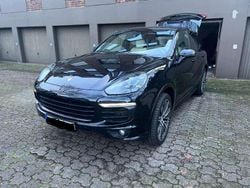 Schwarz Gebraucht 2017 Porsche Cayenne S Platinum Edition SUV | 28.500 € (Fairer Preis)