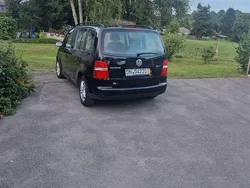 Schwarz Gebraucht 2005 VW Touran Trendline Van / Kleinbus | 900 € (Superpreis)
