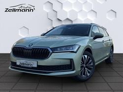 Gelb Gebraucht 2025 Skoda Superb Selection Kombi | 38.469 € (Guter Preis)