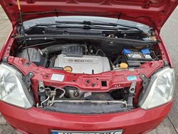 Rot Gebraucht 2003 Opel Meriva Enjoy Van / Kleinbus | 1.500 € (Guter Preis)