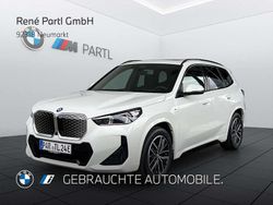Alpinweiss iii Gebraucht 2025 BMW iX1 M Sport SUV | 49.900 € (Fairer Preis)