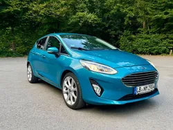 Blau Gebraucht 2017 Ford Fiesta Titanium Kleinwagen | 9.900 € (Guter Preis)