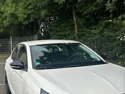 Weiß Gebraucht 2020 Opel Corsa Edition Kleinwagen | 13.900 € (Fairer Preis)