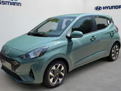 Grün Neu 2025 Hyundai i10 Trend Kleinwagen | 16.990 € (Fairer Preis)