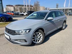 Mondsteingrau Gebraucht 2023 VW Passat Business Kombi | 28.400 € (Fairer Preis)