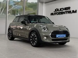 Grau Gebraucht 2019 Mini Cooper D Kleinwagen | 12.750 € (Guter Preis)