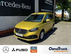 Limonitgelb Gebraucht 2024 Mercedes T180 Progressive Van / Kleinbus | 27.800 € (Fairer Preis)