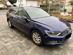 Blau Gebraucht 2017 VW Passat Kombi | 17.300 € (Fairer Preis)