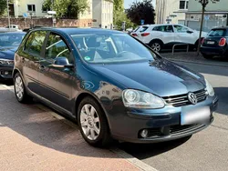 Blau Gebraucht 2004 VW Golf V Limousine | 2.300 € (Fairer Preis)