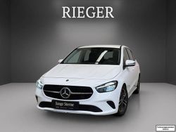 Weiß Gebraucht 2024 Mercedes B200 Progressive Van / Kleinbus | 27.449 € (Superpreis)