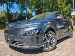 Grau/metallic Gebraucht 2021 Hyundai Kona Trend SUV | 21.344 € (Fairer Preis)