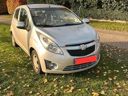 Silber Gebraucht 2010 Chevrolet Spark Kleinwagen | 1.700 € (Fairer Preis)
