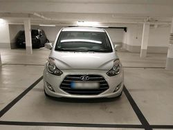 Silber Gebraucht 2016 Hyundai ix20 Kleinwagen | 10.450 € (Etwas zu teuer)