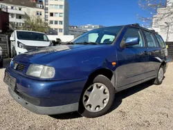 Blau Gebraucht 1999 Seat Cordoba Kombi | 500 €