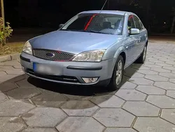 Blau Gebraucht 2005 Ford Mondeo Ghia Limousine | 2.350 € (Fairer Preis)