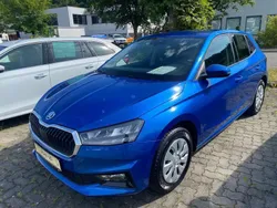 Raceblau metallic Neu 2024 Skoda Fabia Selection Limousine | 17.899 € (Guter Preis)