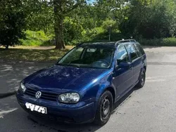 Blau Gebraucht 2005 VW Golf IV Kombi | 3.300 €