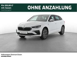 Weiß Neu 2025 Skoda Scala Tour Kleinwagen | 25.880 € (Etwas zu teuer)