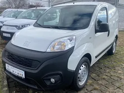 Weiß Neu 2024 Fiat Fiorino Basis Van / Kleinbus | 17.690 € (Etwas zu teuer)