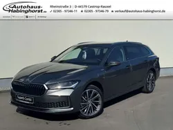 Schwarz Neu 2025 Skoda Superb LAURIN & KLEMENT Kombi | 51.990 € (Fairer Preis)