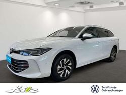 Weiß Gebraucht 2024 VW Passat Business Kombi | 33.848 € (Guter Preis)