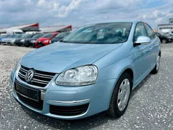 Blau Gebraucht 2010 VW Jetta Freestyle Limousine | 5.250 € (Guter Preis)